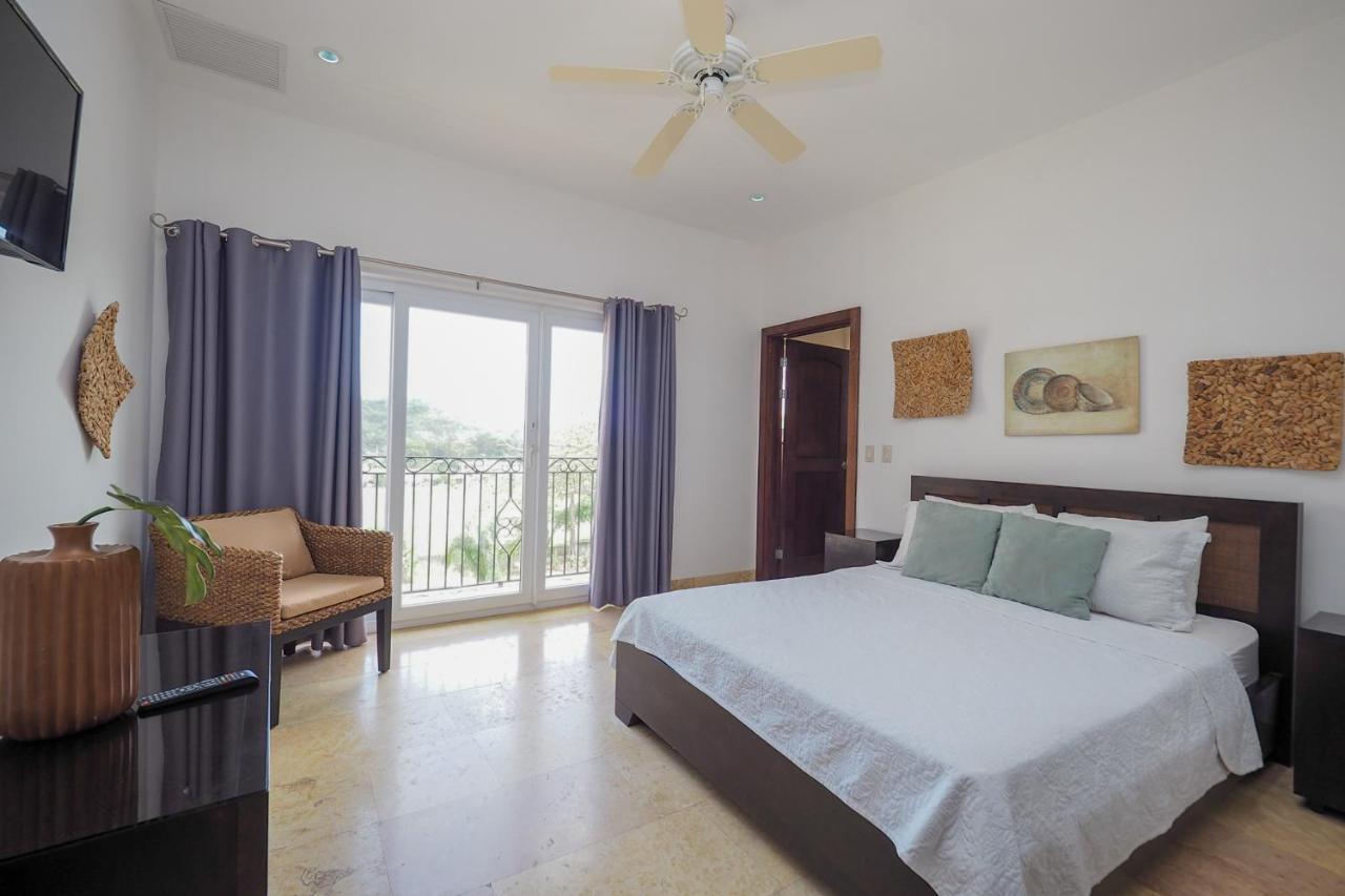 Ocean Terrace, Beachfront- A505 자코 외부 사진