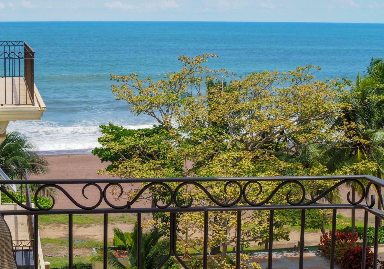 Ocean Terrace, Beachfront- A505 자코 외부 사진